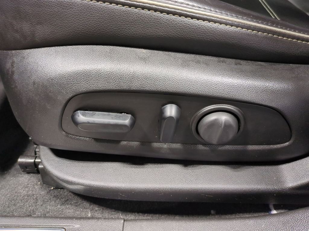 Thumbnail: 2020 GMC Acadia - 21