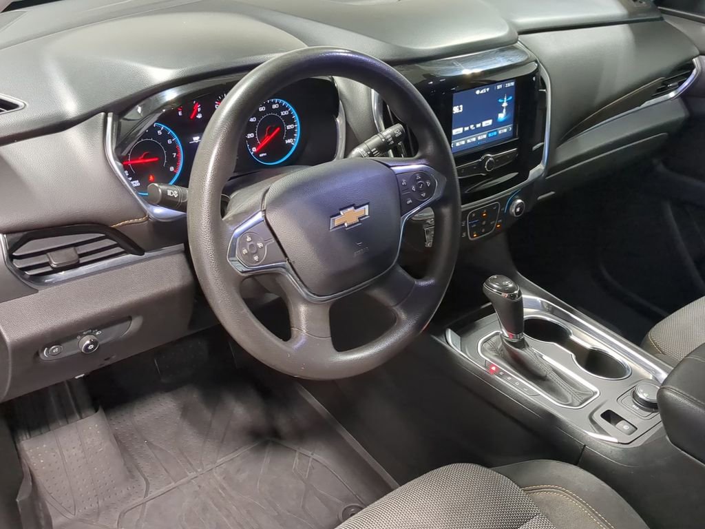 Thumbnail: 2019 Chevrolet Traverse - 12