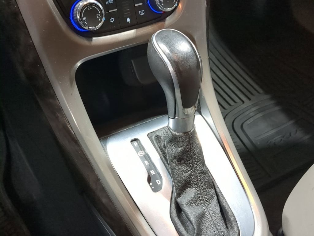 Thumbnail: 2016 Buick Verano - 41