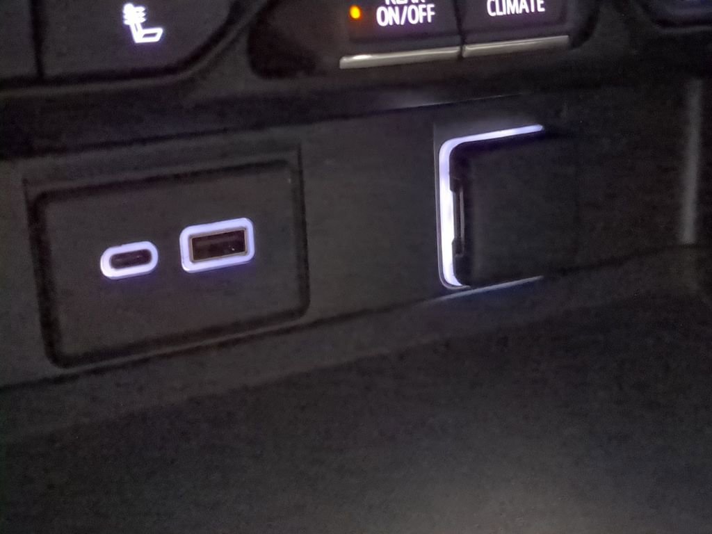 Thumbnail: 2023 Chevrolet Tahoe - 47