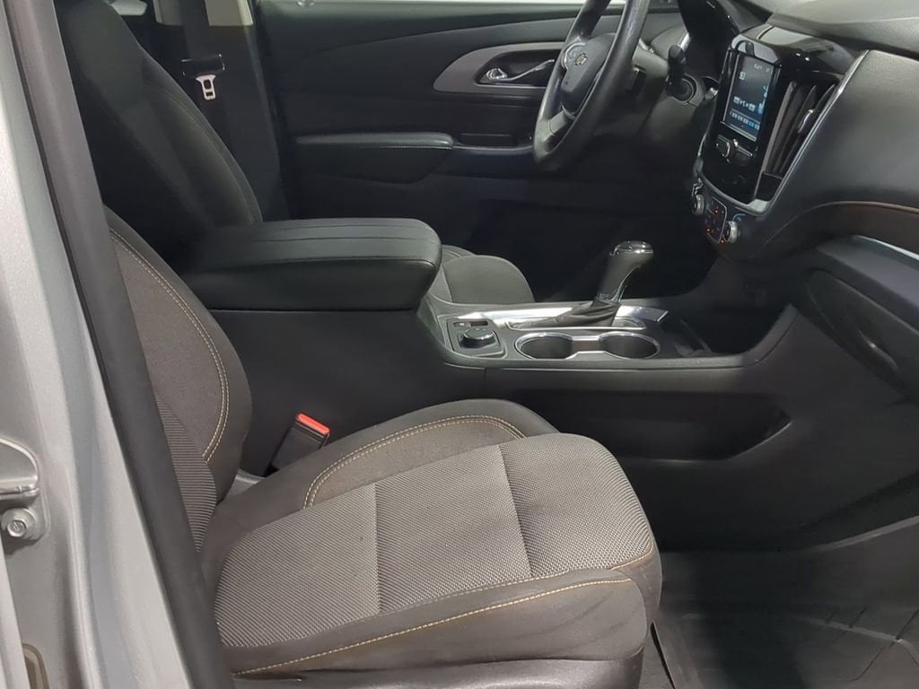 Thumbnail: 2019 Chevrolet Traverse - 25
