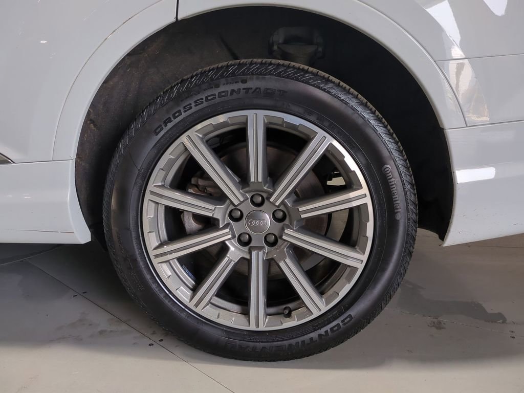 Thumbnail: 2019 Audi Q7 - 15