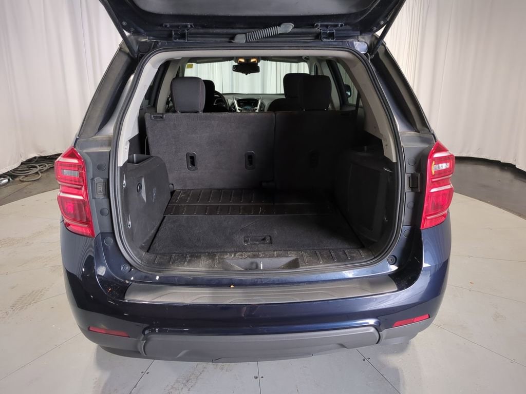 Thumbnail: 2016 Chevrolet Equinox - 39