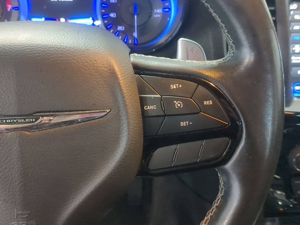 Thumbnail: 2018 Chrysler 300 - 30
