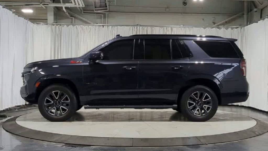 Thumbnail: 2023 Chevrolet Tahoe - 6