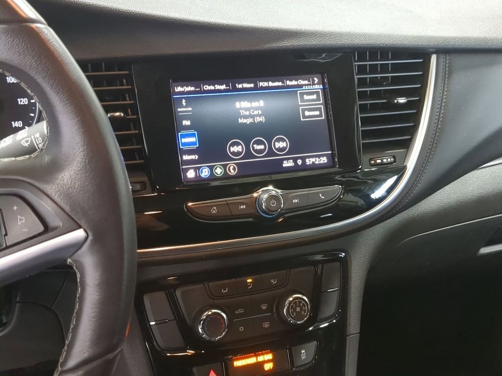 Thumbnail: 2022 Buick Encore - 32