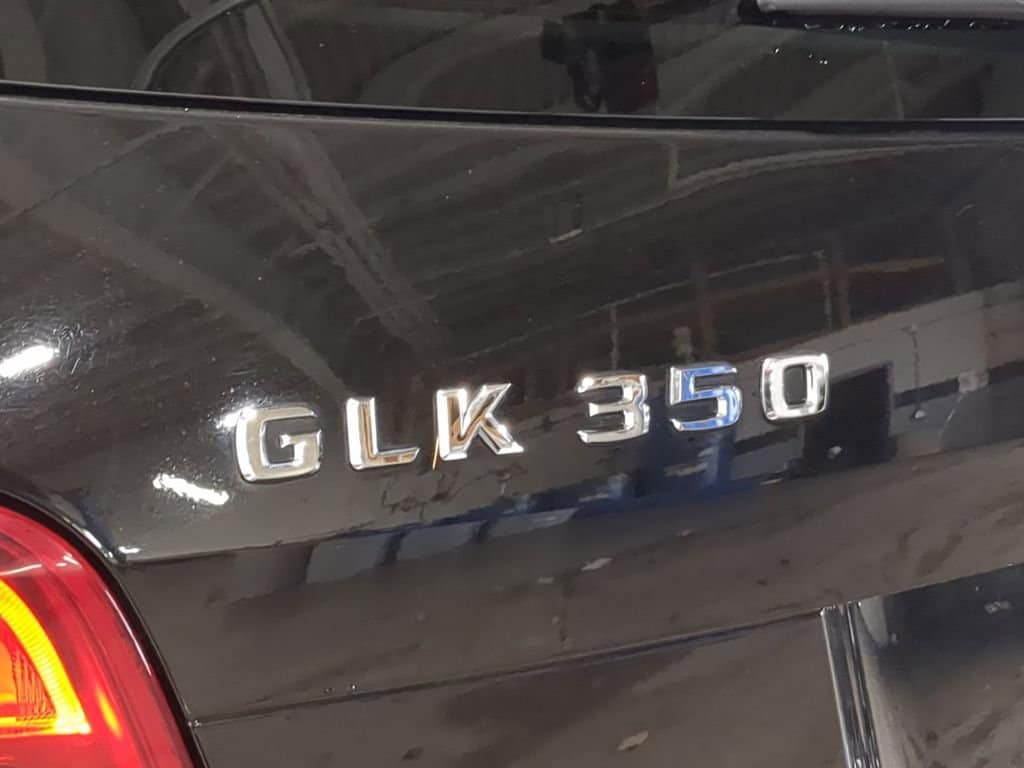 Thumbnail: 2015 Mercedes-Benz GLK - 23