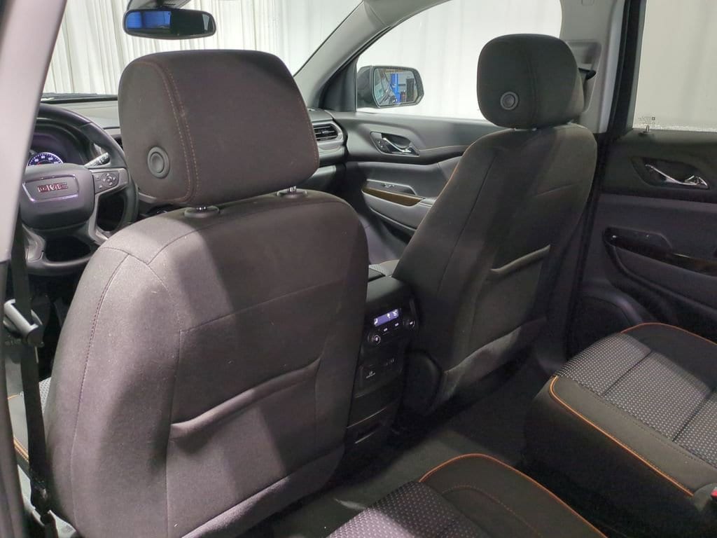 Thumbnail: 2023 GMC Acadia - 22