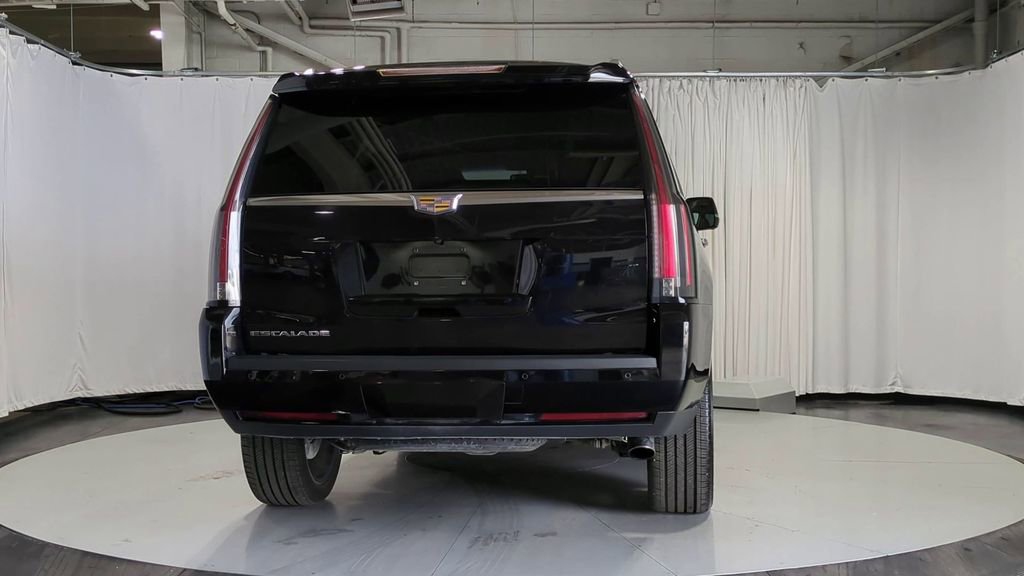 Thumbnail: 2016 Cadillac Escalade - 9