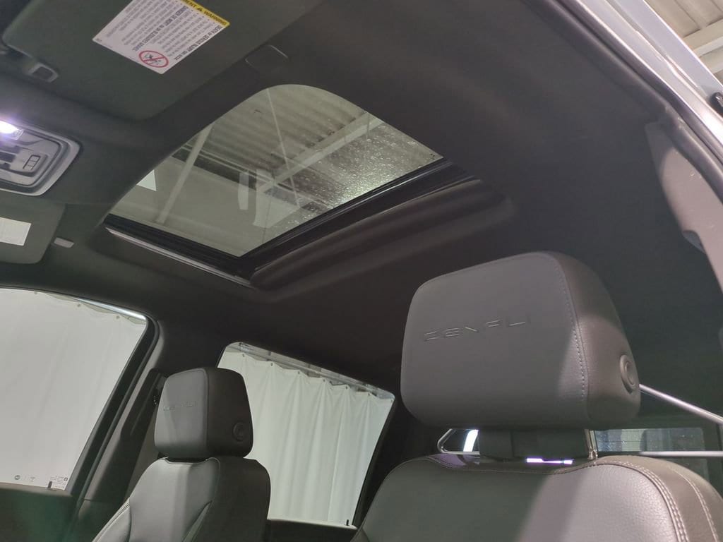 Thumbnail: 2023 GMC Sierra 2500 - 22