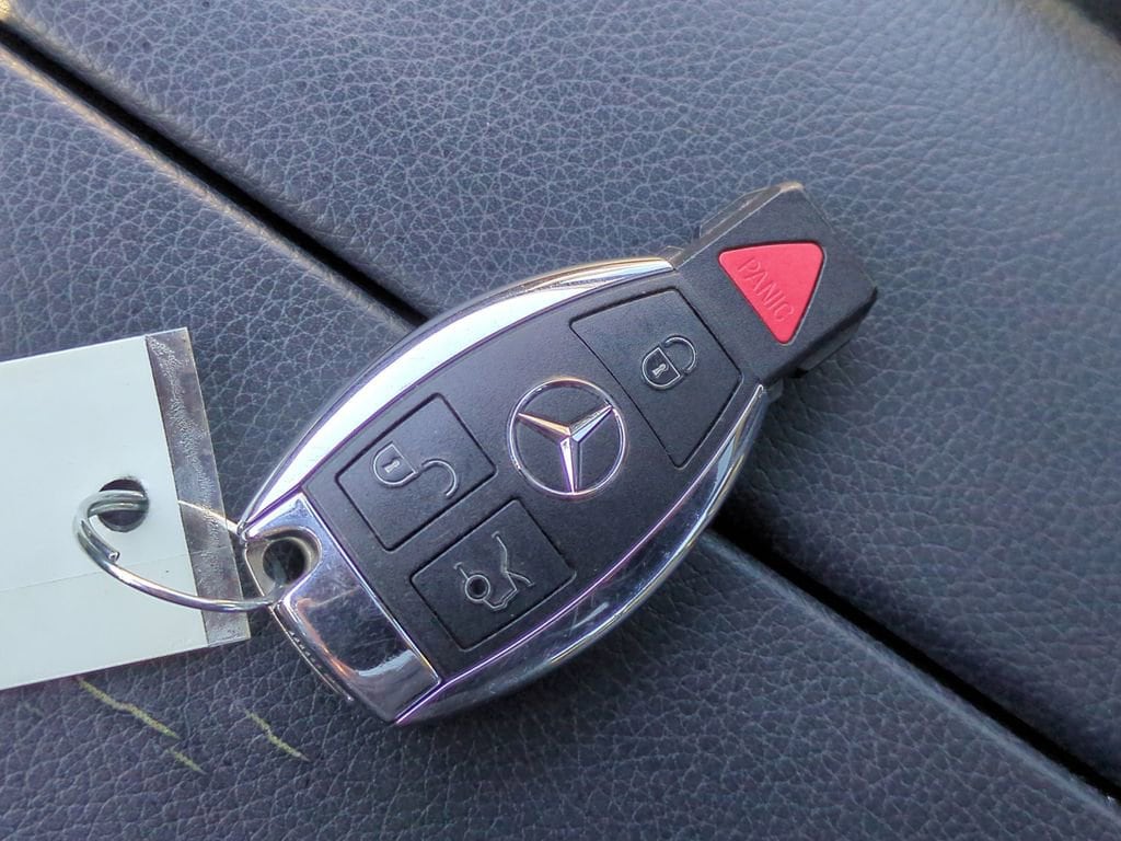 Thumbnail: 2016 Mercedes-Benz E-Class - 34