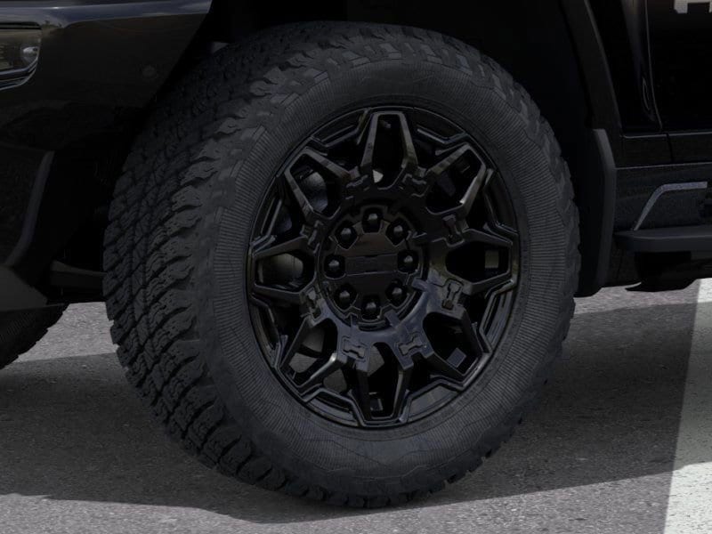 Thumbnail: 2025 GMC Hummer EV - 9