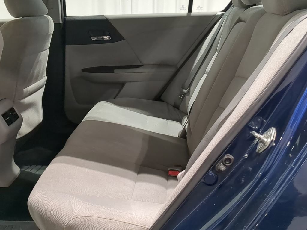 Thumbnail: 2015 Honda Accord - 27