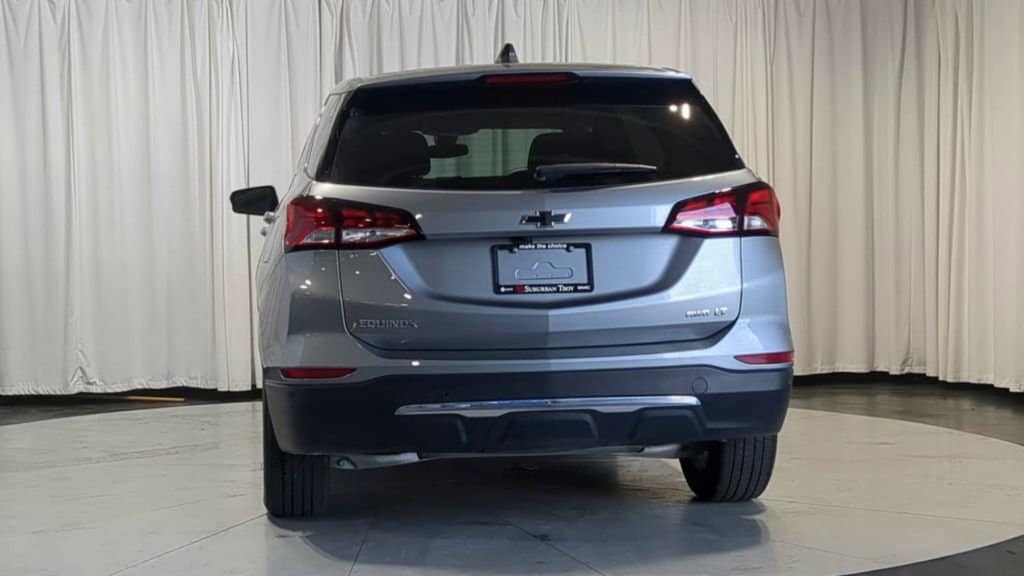 Thumbnail: 2023 Chevrolet Equinox - 8