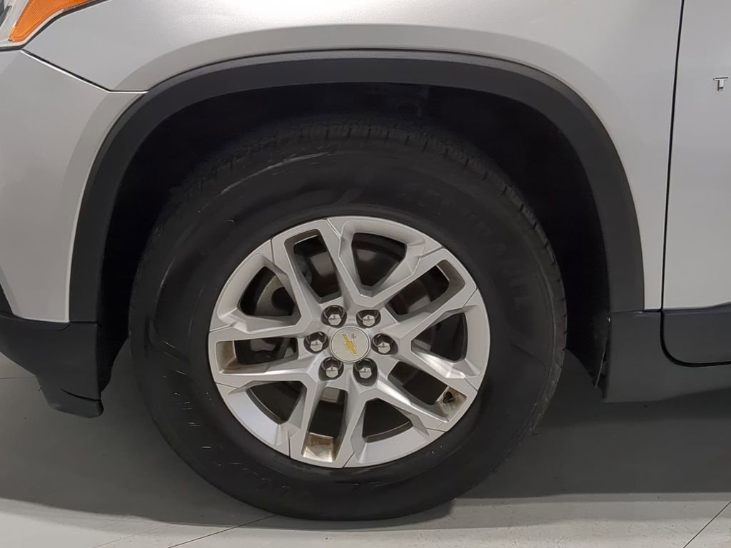 Thumbnail: 2019 Chevrolet Traverse - 17