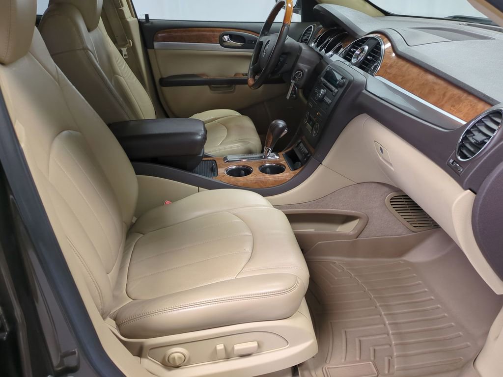 Thumbnail: 2009 Buick Enclave - 24