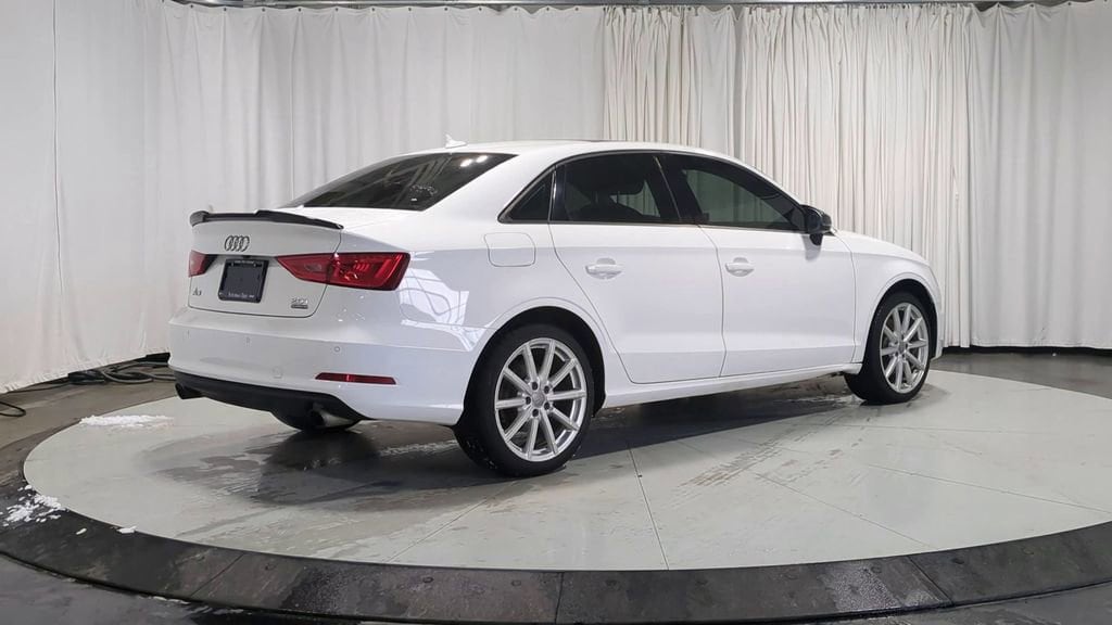 Thumbnail: 2016 Audi A3 - 10