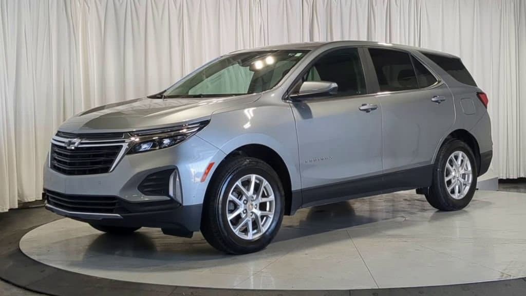Thumbnail: 2023 Chevrolet Equinox - 4