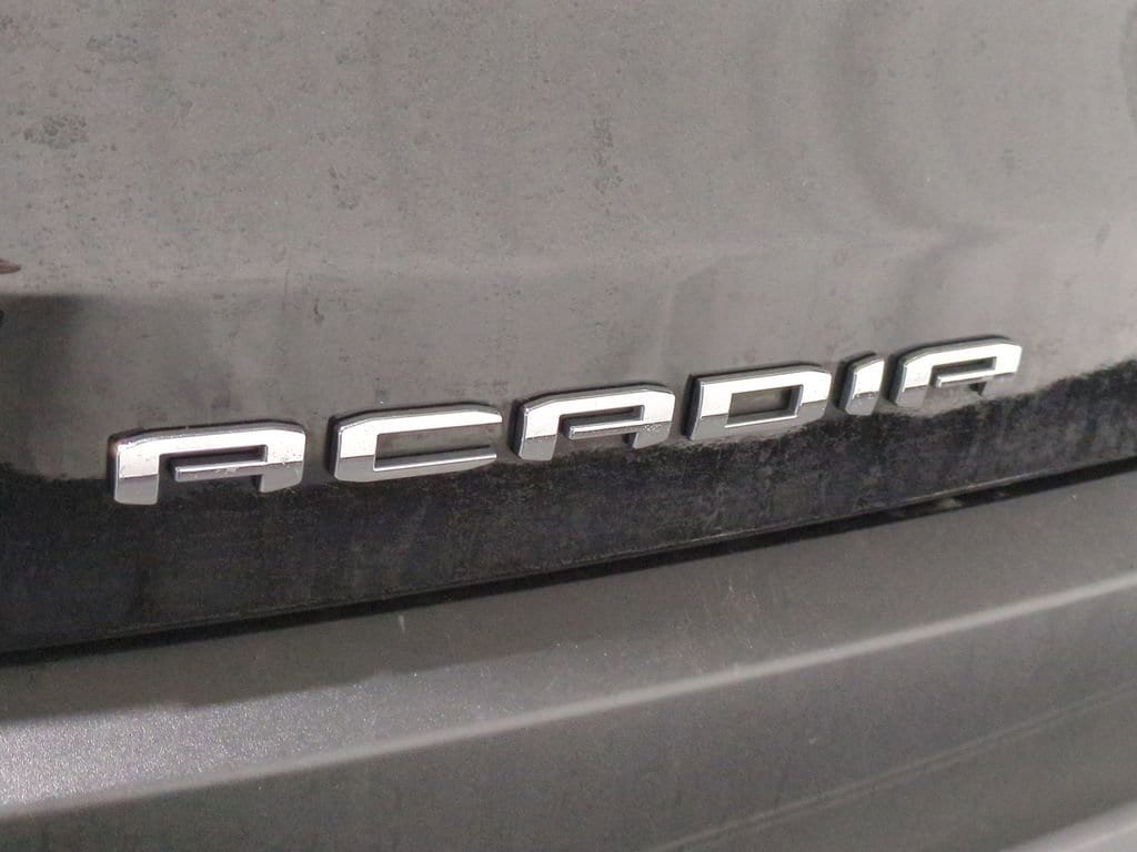 Thumbnail: 2023 GMC Acadia - 16