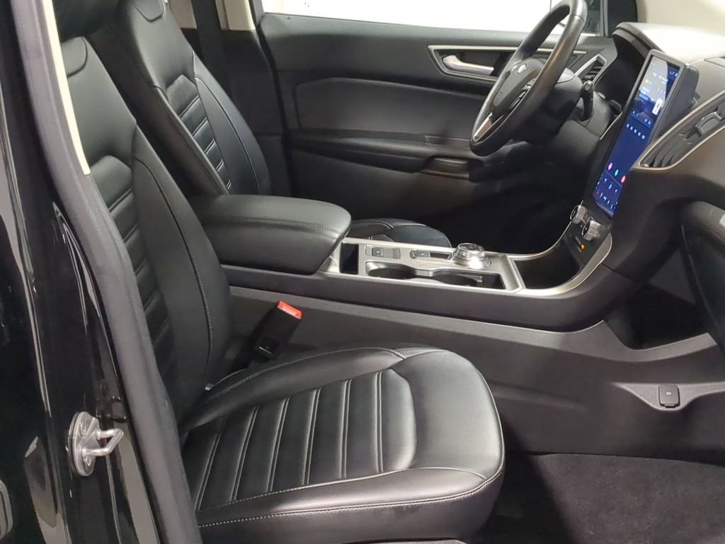 Thumbnail: 2024 Ford Edge - 28