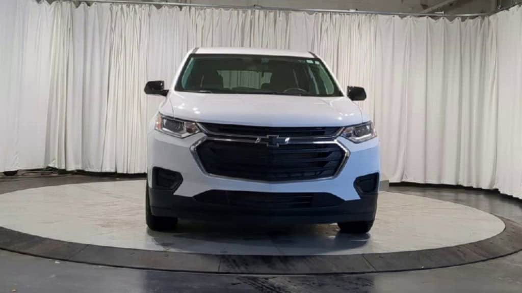 Thumbnail: 2020 Chevrolet Traverse - 3