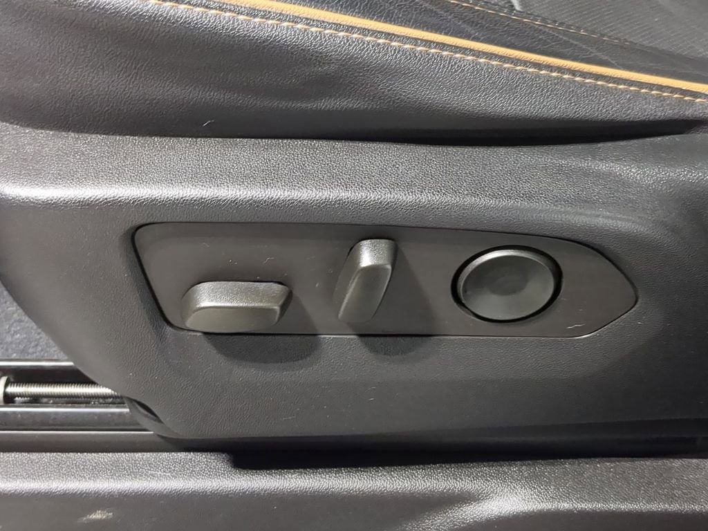 Thumbnail: 2023 GMC Yukon - 30