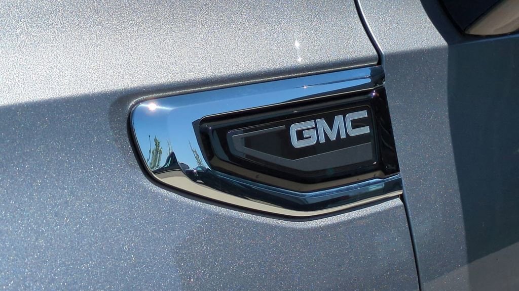 Thumbnail: 2022 GMC Yukon - 11
