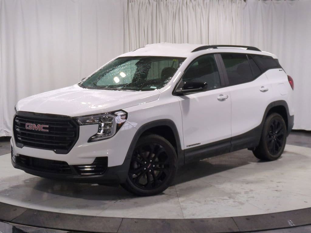 2022 GMC Terrain SLE's photo