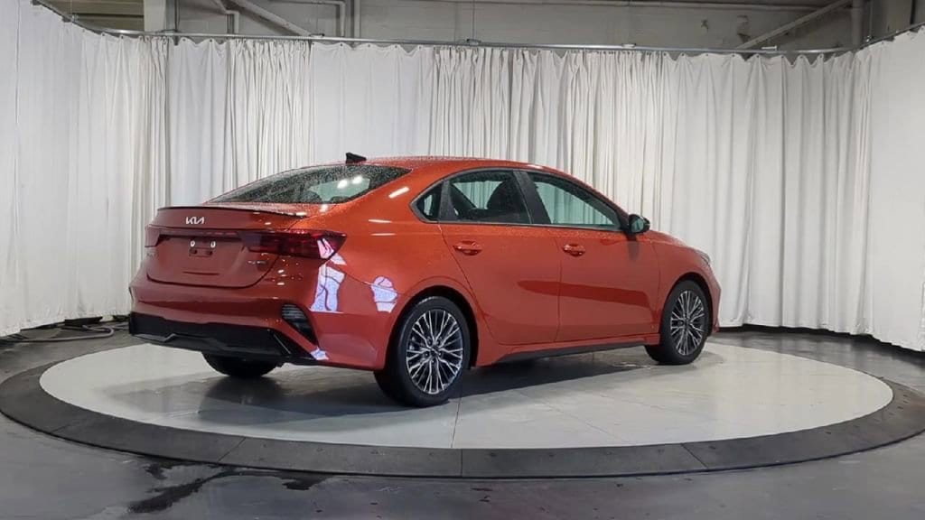 Thumbnail: 2023 Kia Forte - 10