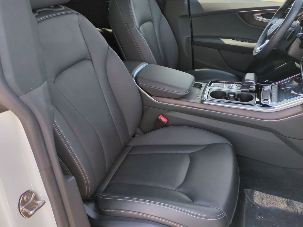 Thumbnail: 2019 Audi Q8 - 28