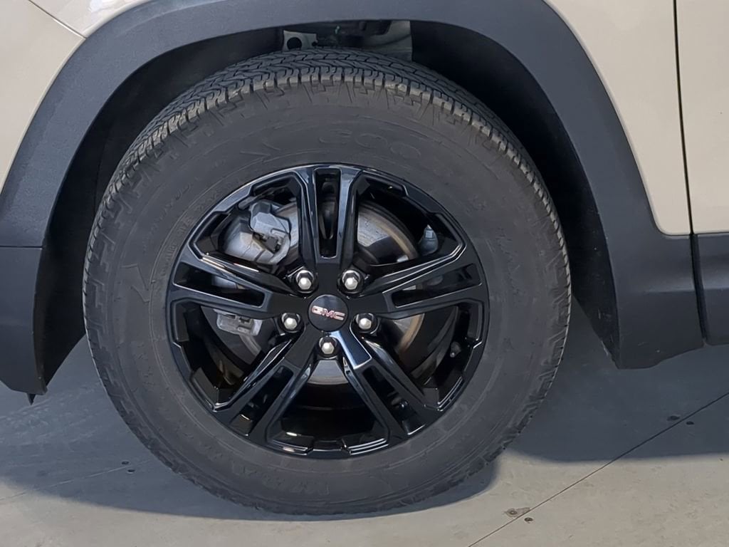 Thumbnail: 2023 GMC Terrain - 14