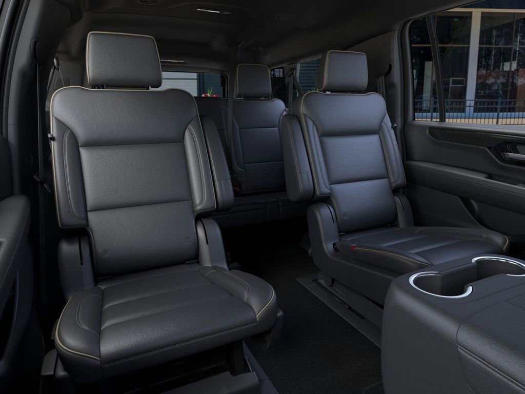 Thumbnail: 2025 GMC Yukon XL - 17