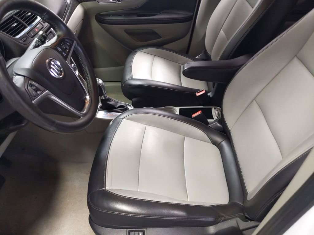 Thumbnail: 2015 Buick Encore - 19