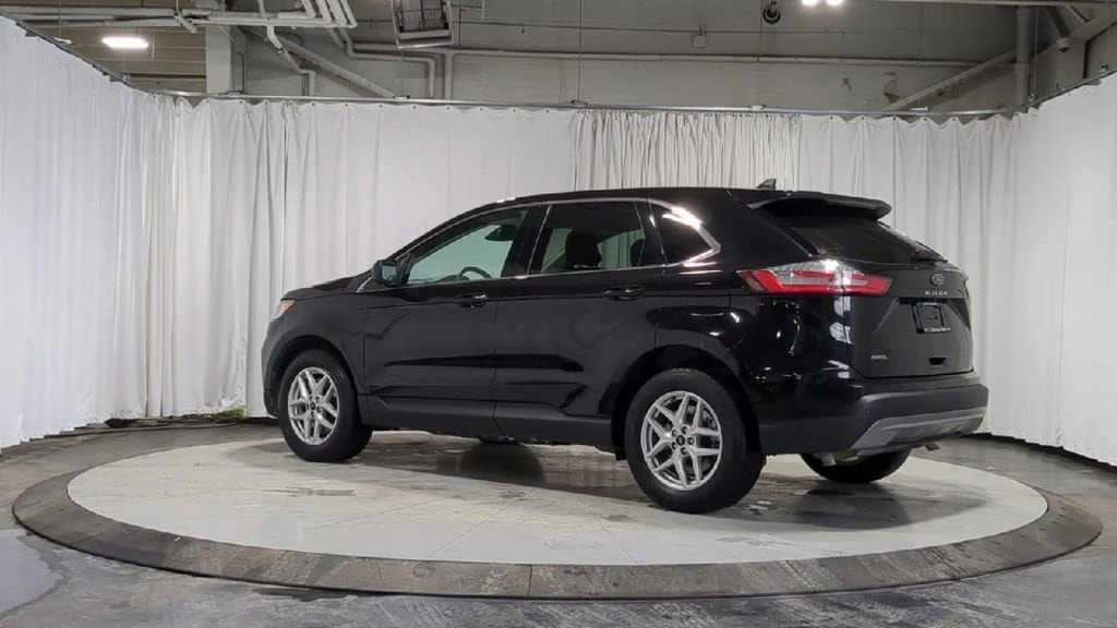 Thumbnail: 2024 Ford Edge - 6