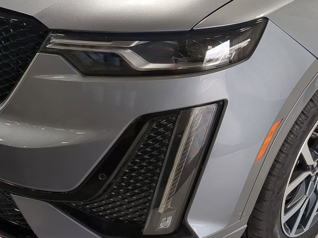 Thumbnail: 2021 Cadillac XT6 - 22