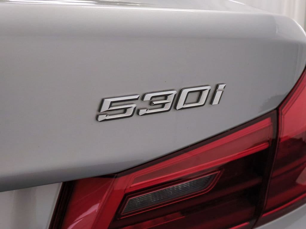 Thumbnail: 2018 BMW 5 Series - 15