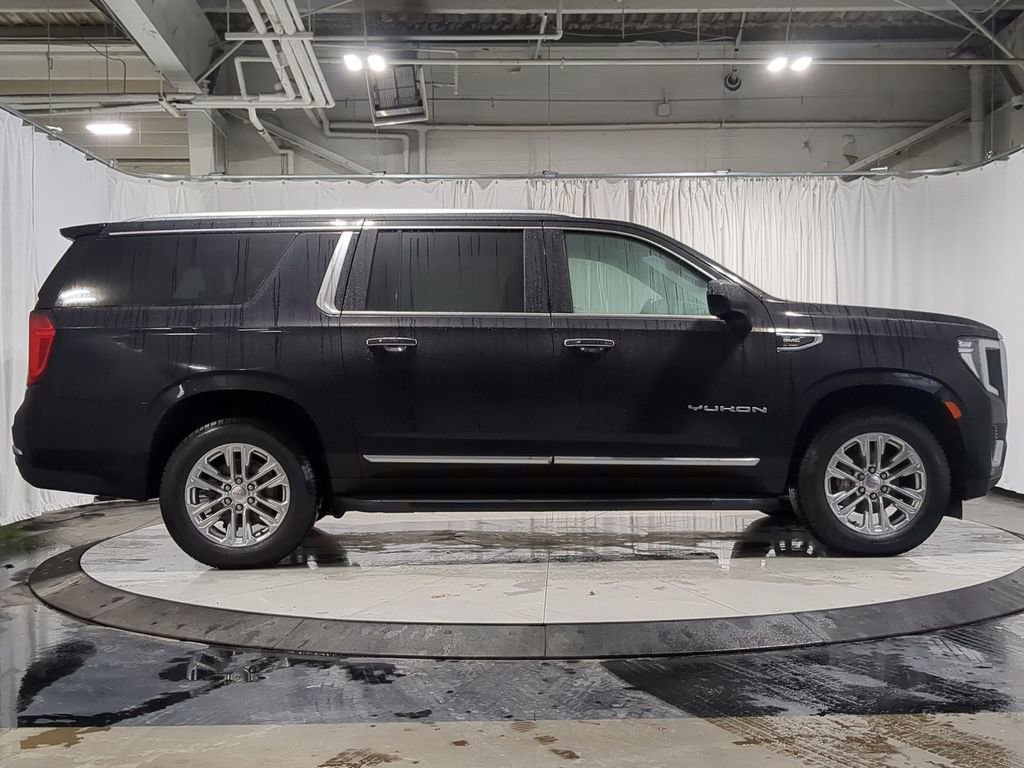 Thumbnail: 2021 GMC Yukon XL - 18