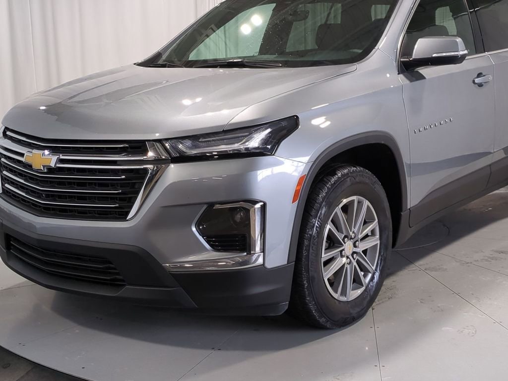 Thumbnail: 2023 Chevrolet Traverse - 11