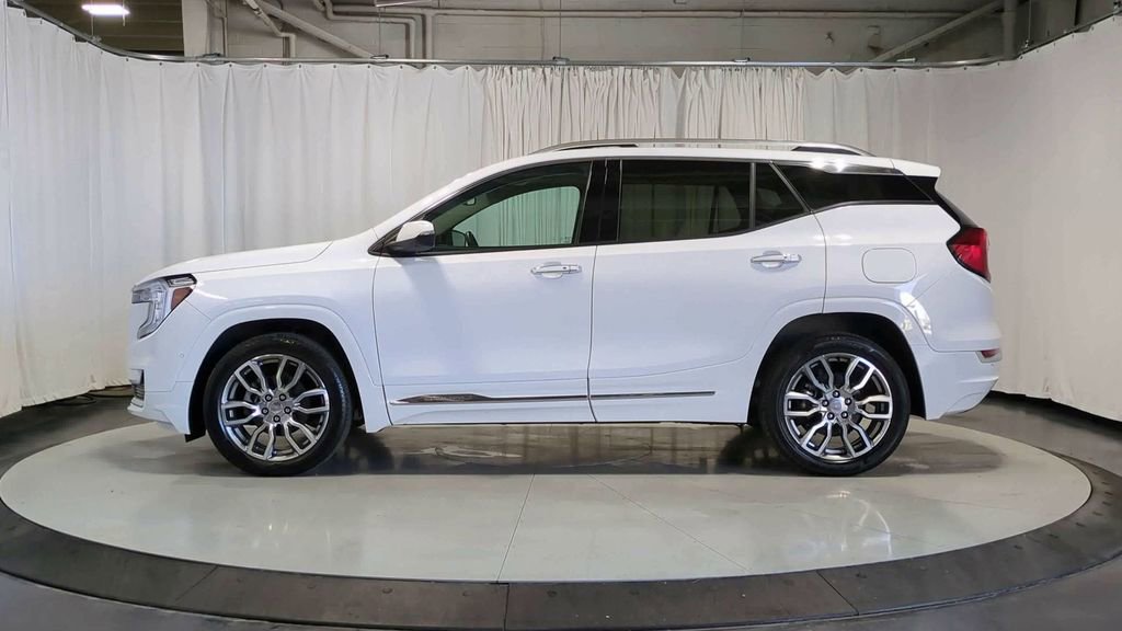 Thumbnail: 2022 GMC Terrain - 5