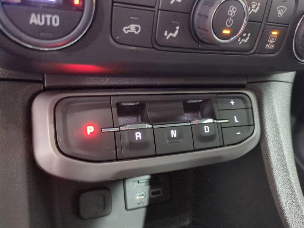 Thumbnail: 2023 GMC Acadia - 38