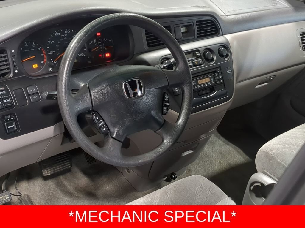 Thumbnail: 2004 Honda Odyssey - 10