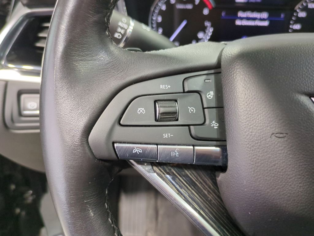 Thumbnail: 2023 Cadillac XT6 - 30