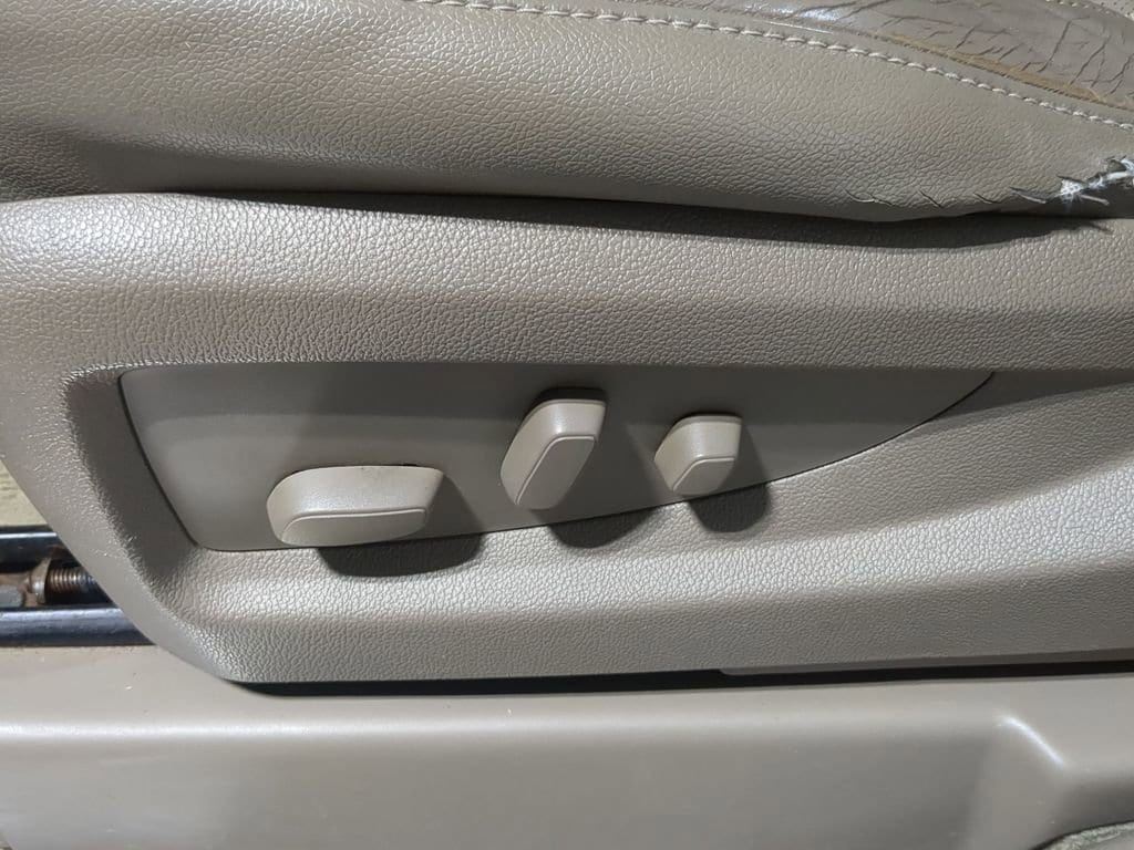 Thumbnail: 2015 GMC Yukon - 21