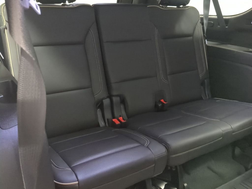 Thumbnail: 2021 GMC Yukon XL - 37