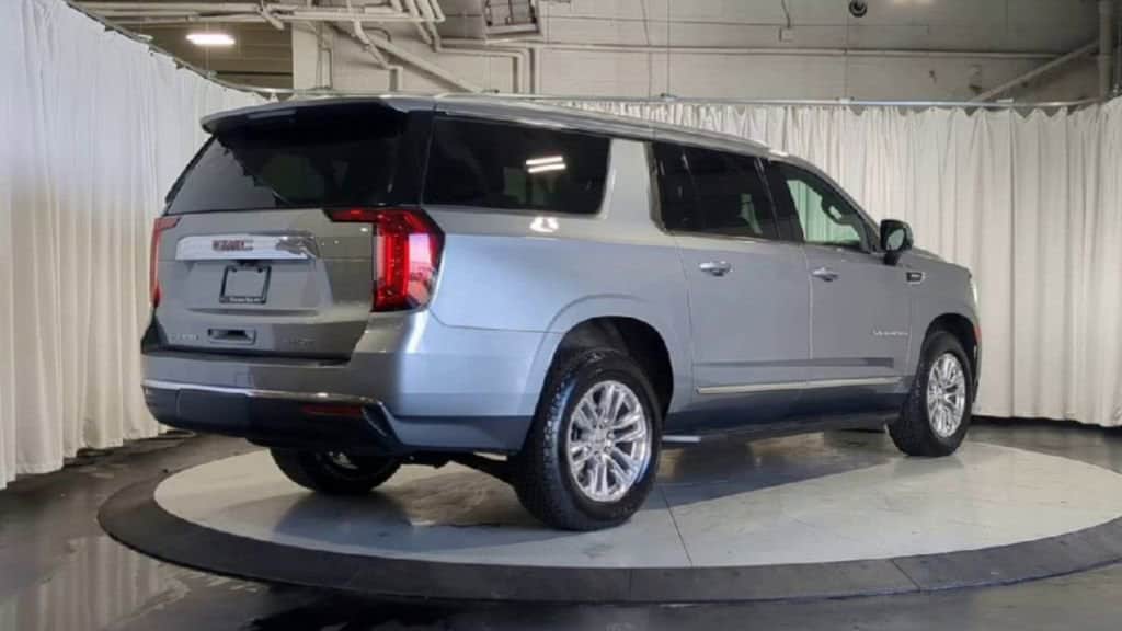 Thumbnail: 2023 GMC Yukon XL - 8
