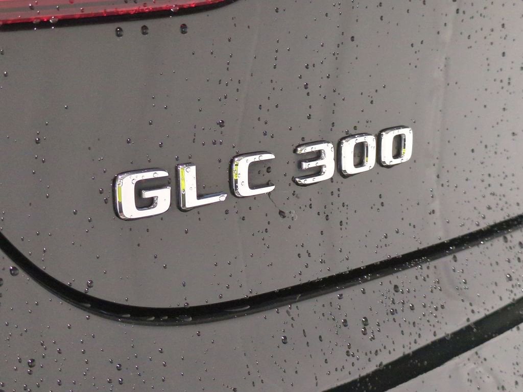 Thumbnail: 2017 Mercedes-Benz GLC - 14