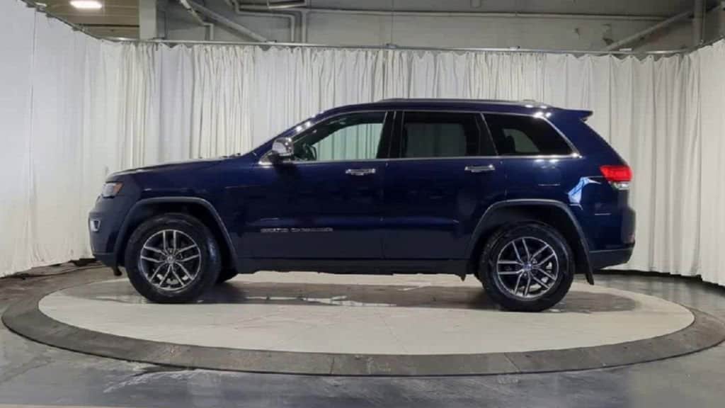 Thumbnail: 2018 Jeep Grand Cherokee - 5