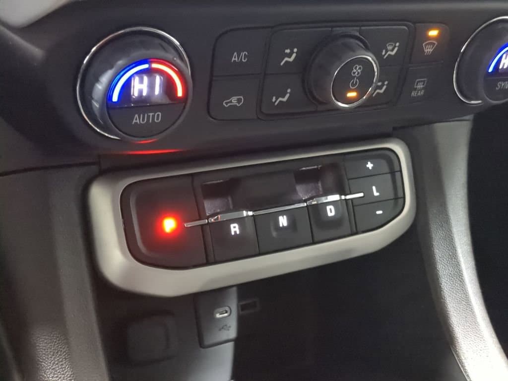 Thumbnail: 2023 GMC Acadia - 45