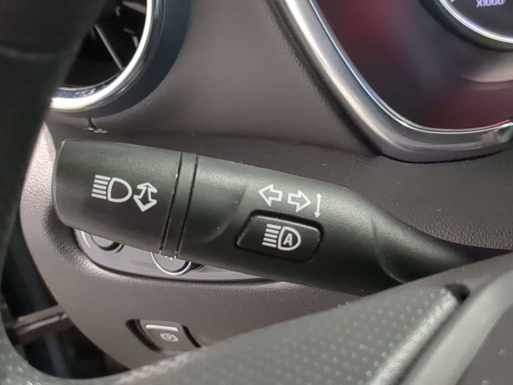 Thumbnail: 2025 Chevrolet Blazer - 37