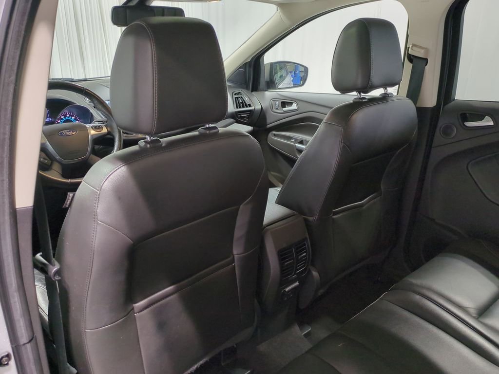 Thumbnail: 2015 Ford Escape - 21